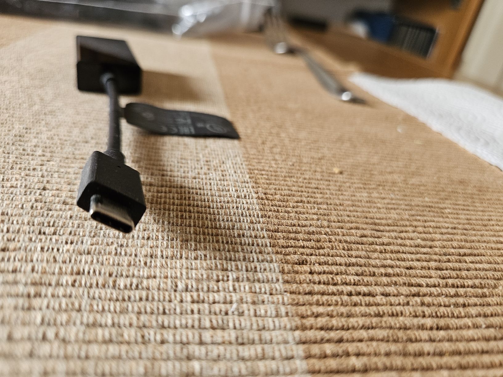 Hewlett Packard Unità & Adattatore: HP USB-C zu VGA-Adapter – Nuovo e nell'imballaggio originale da Niederbipp venduto da gui_lx9g 5