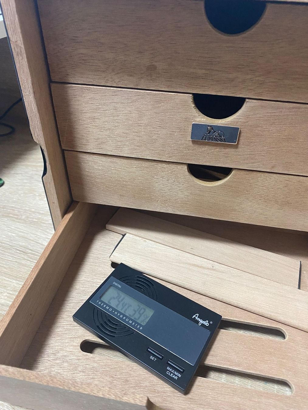 Humidor per sigari: Humidor Lubinski – Usato da Bösingen venduto da Trigusik 2