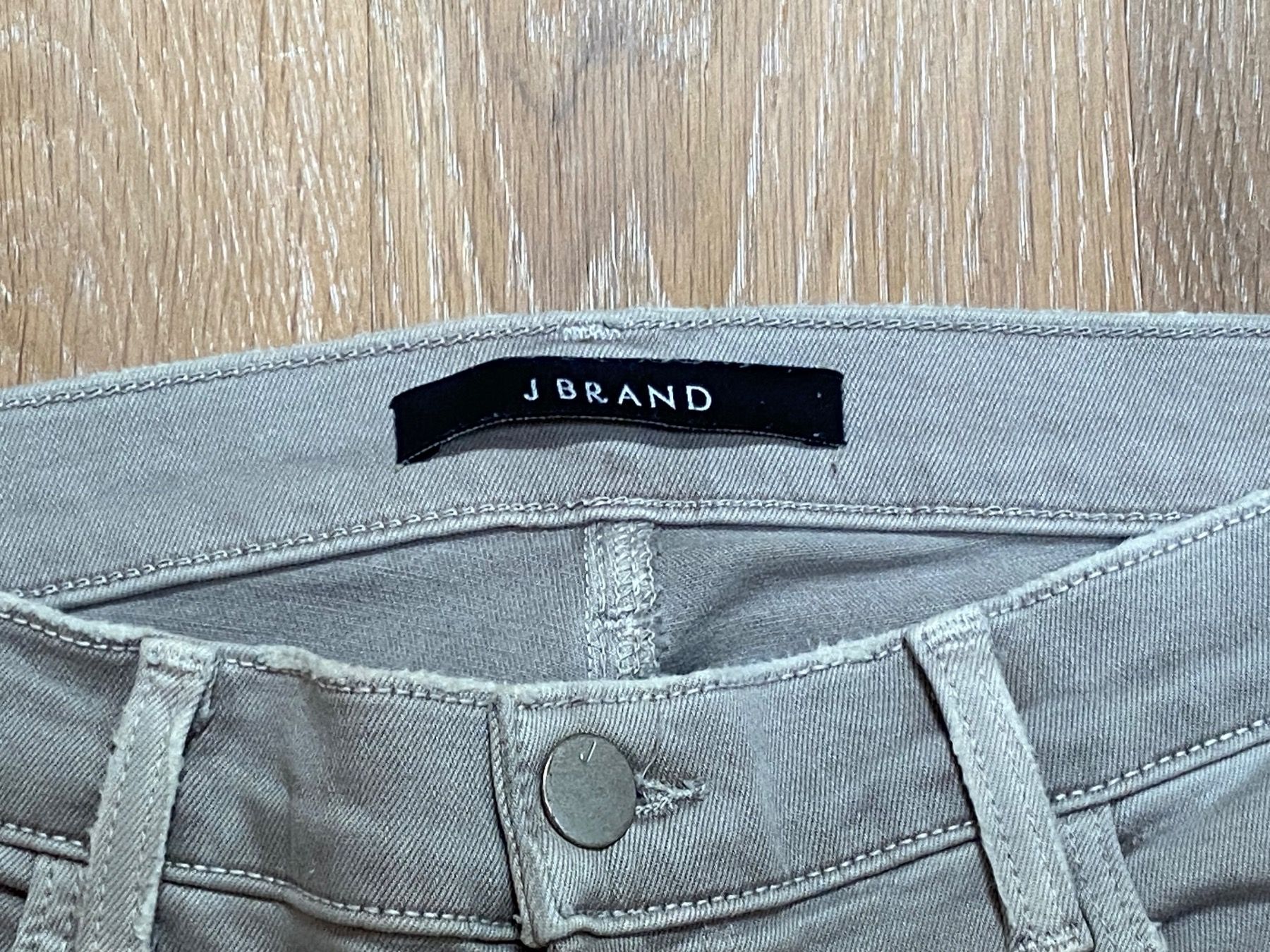 Jeans: Great J Brand khaki jeans – Usato da Grund b. Gstaad venduto da PlageNeige 2