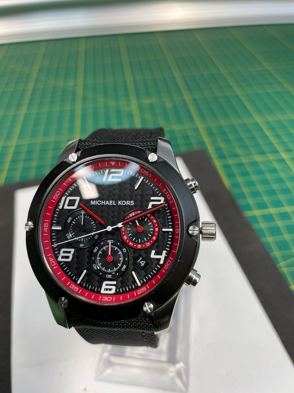 Michael Kors Orologi: Michael Kors Carbon Dial Watch – Usato da Obergösgen venduto da File75 2