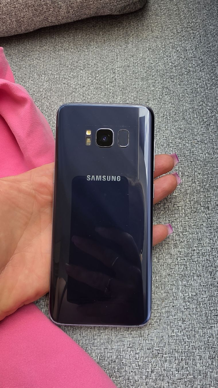 Samsung Portables: Samsung Galaxy S8, cracked screen damaged – D'occasion à Roveredo GR par JessK.Store 2