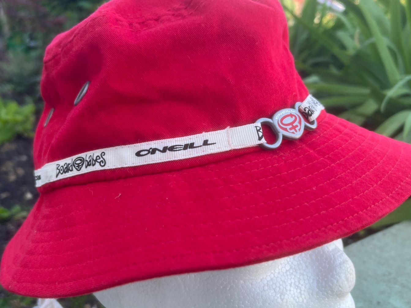 O'Neill Copricapi, berretti & cappellini: Bucket  Hut O`NEILL, rot – Nuovo e nell'imballaggio originale da Magden venduto da Hornet2 6