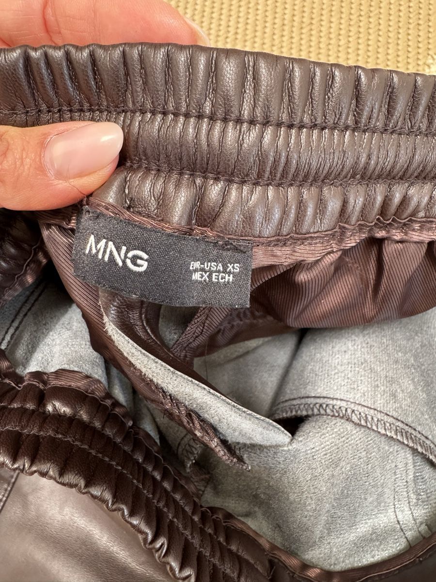 Mango Pantaloni: Mango Kunstleder Hose Gr 34 – Usato da Zürich venduto da tij_2swv 2