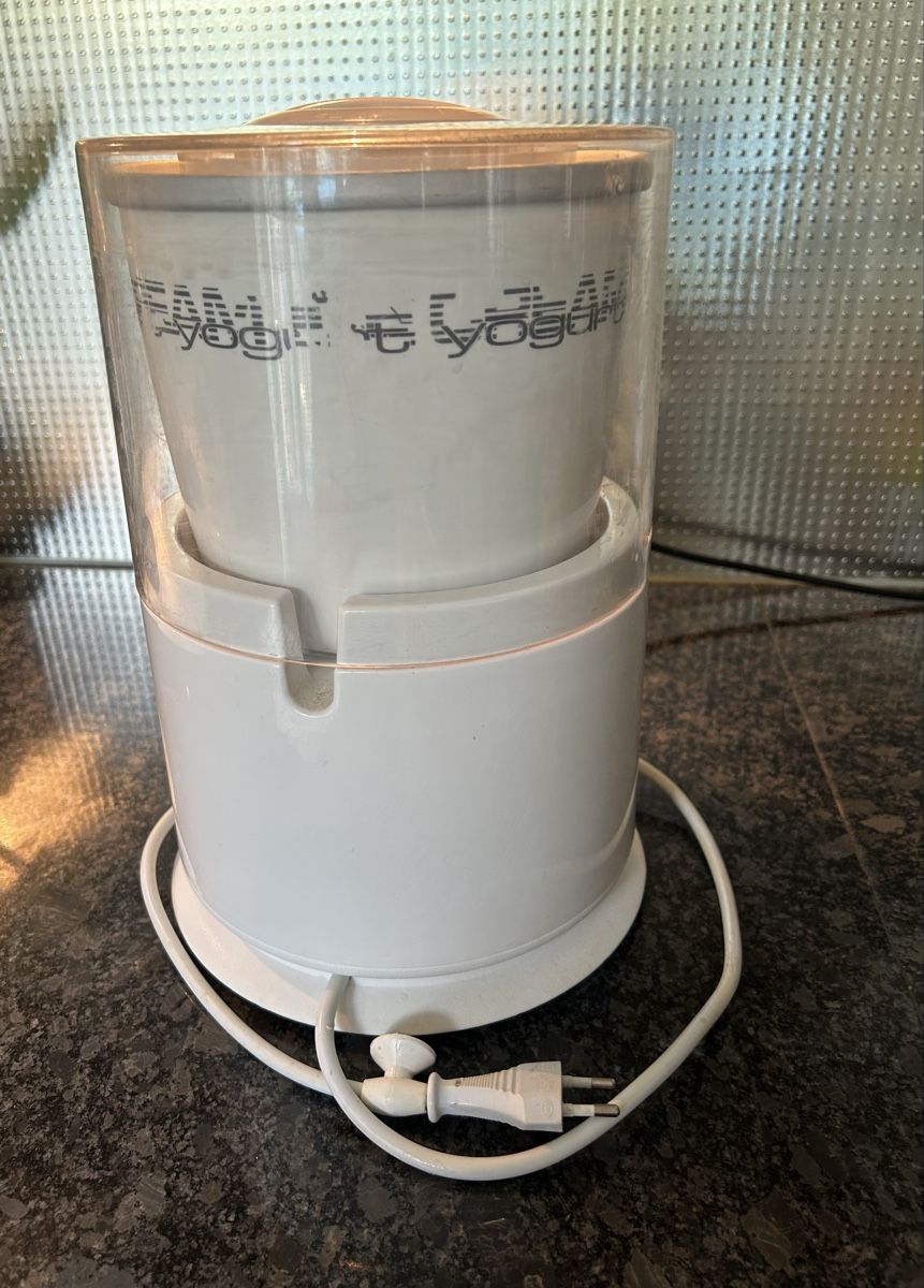 Komplettküchen: Eiscreme Joghurt Maker Ariete weiss – Gebraucht aus Mühledorf SO von Dania77 1