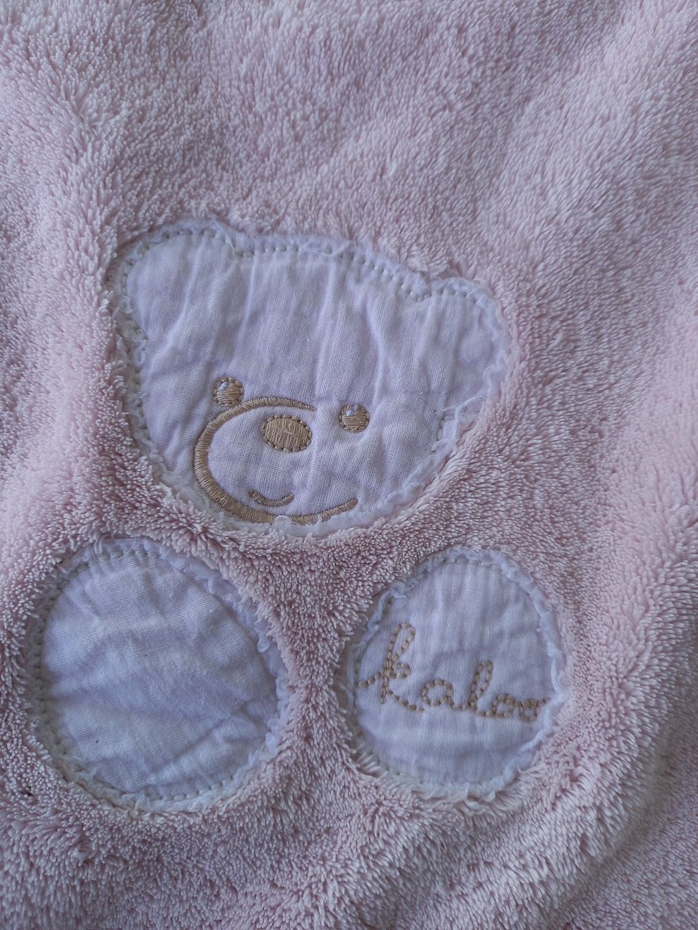 Decken: weiche Kuscheldecke beige / rosa ca. 69x106 cm – Gebraucht aus Unterengstringen von saraman