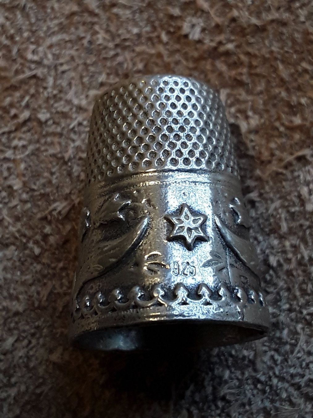 Fingerhüte: Antiker Sterling Silber 925 Fingerhut – Gebraucht aus Zürich von helsan