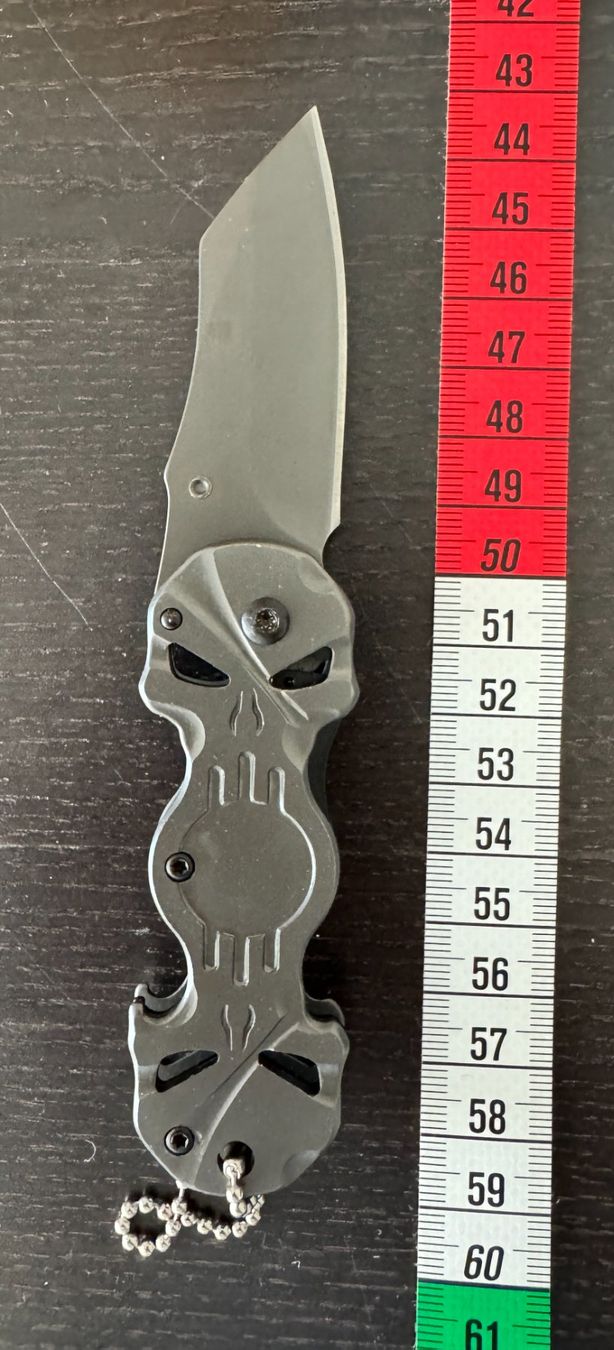 Coltelli tascabile: Handliches Klappmesser – Nuovo e nell'imballaggio originale da Winterthur venduto da YaV 1