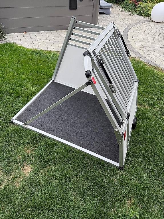 Cages, transport & sécurité: Hundebox fürs Auto – D'occasion à Schönholzerswilen par ste_rpk5 2