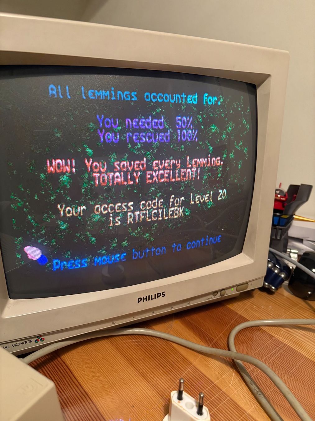 Philips Monitor: Commodore Monitor Phillips CM8833 – Difettoso da Bettingen venduto da rau_5bfh 1