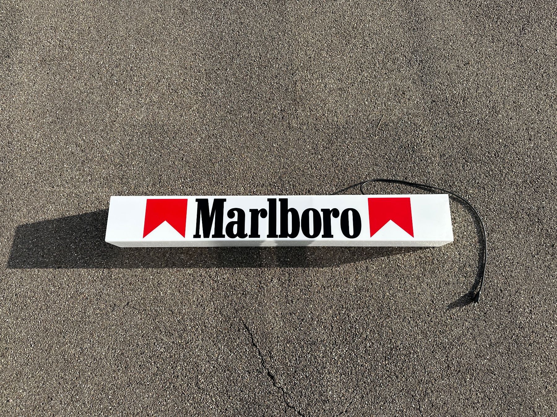 Lampade: grosse Marlboro Leuchtreklame – Usato da Zürich venduto da frauflufelberg 8