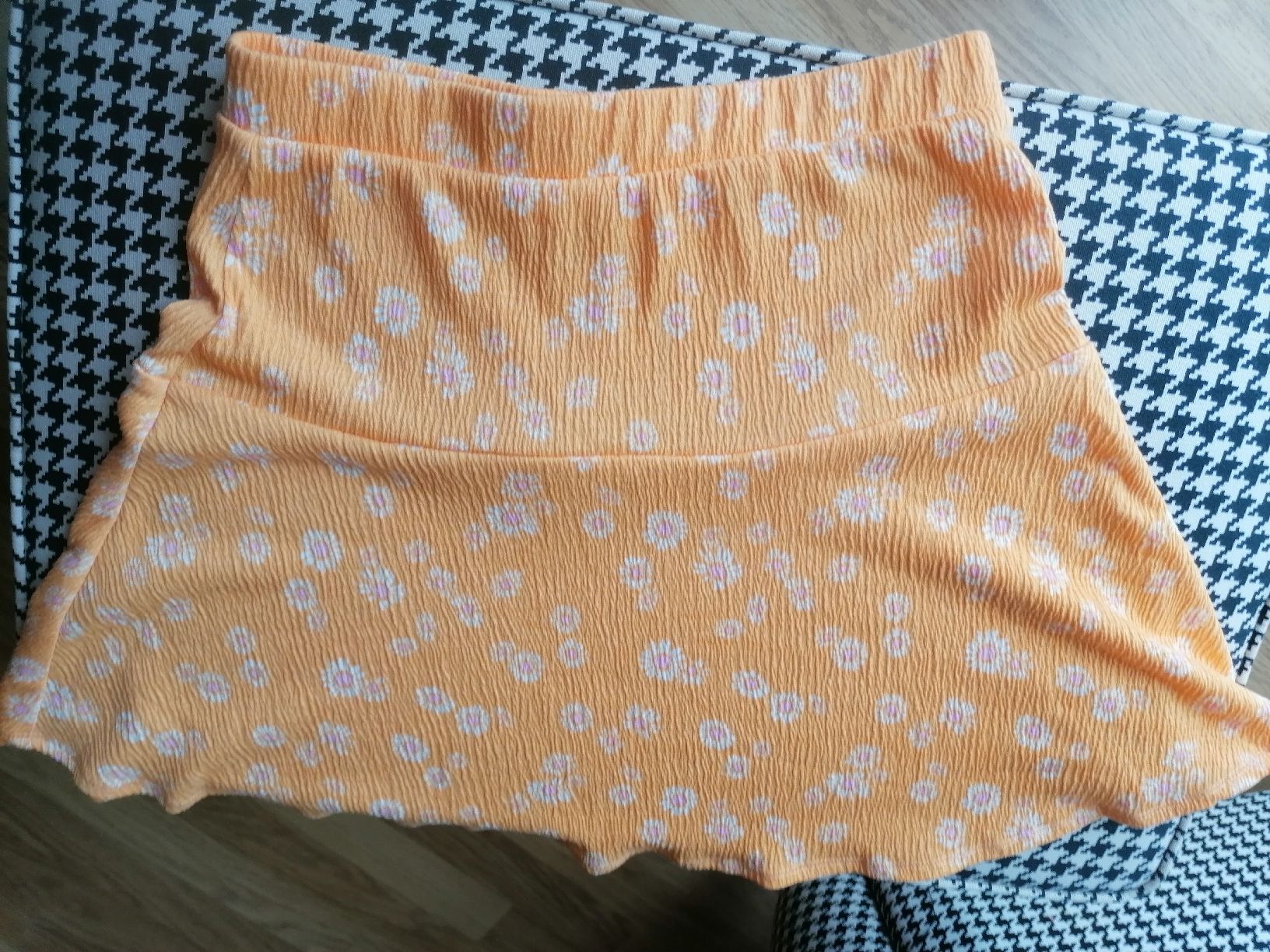 Vestiti & Gonne: Jupe, jupe patineuse, jupe courte,bas – Usato da Montcherand venduto da petiteoune75 1