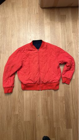 Lacoste Bomberjacke Rot/Dunkelblau Grösse M