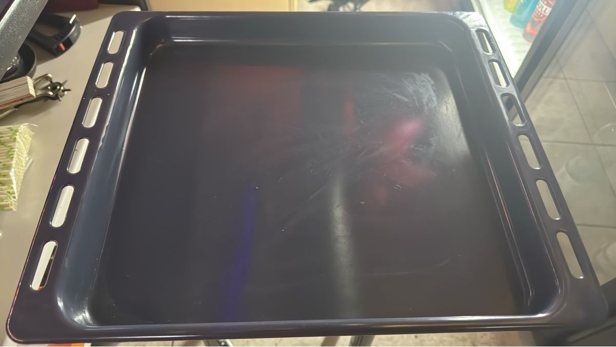 Teglie da forno: Backblech, neuwertig – Nuovo (secondo la descrizione) da Gersau venduto da Second-Hand-Shop