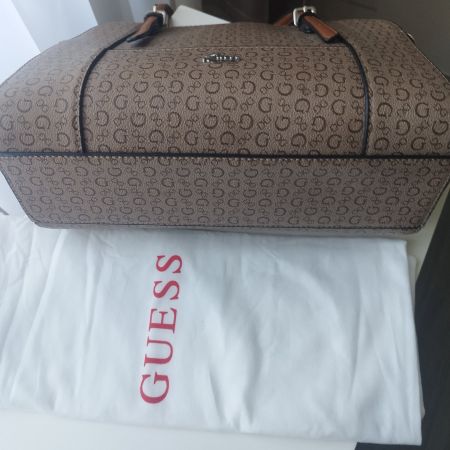 Guess Handtasche wie Neu, mit Staubbeutel