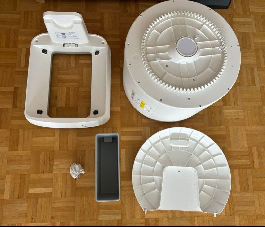 Trixie WC: Trixie Self-Cleaning Litter Box, White, Used – Gebraucht aus Lengnau BE von Ragaso 4