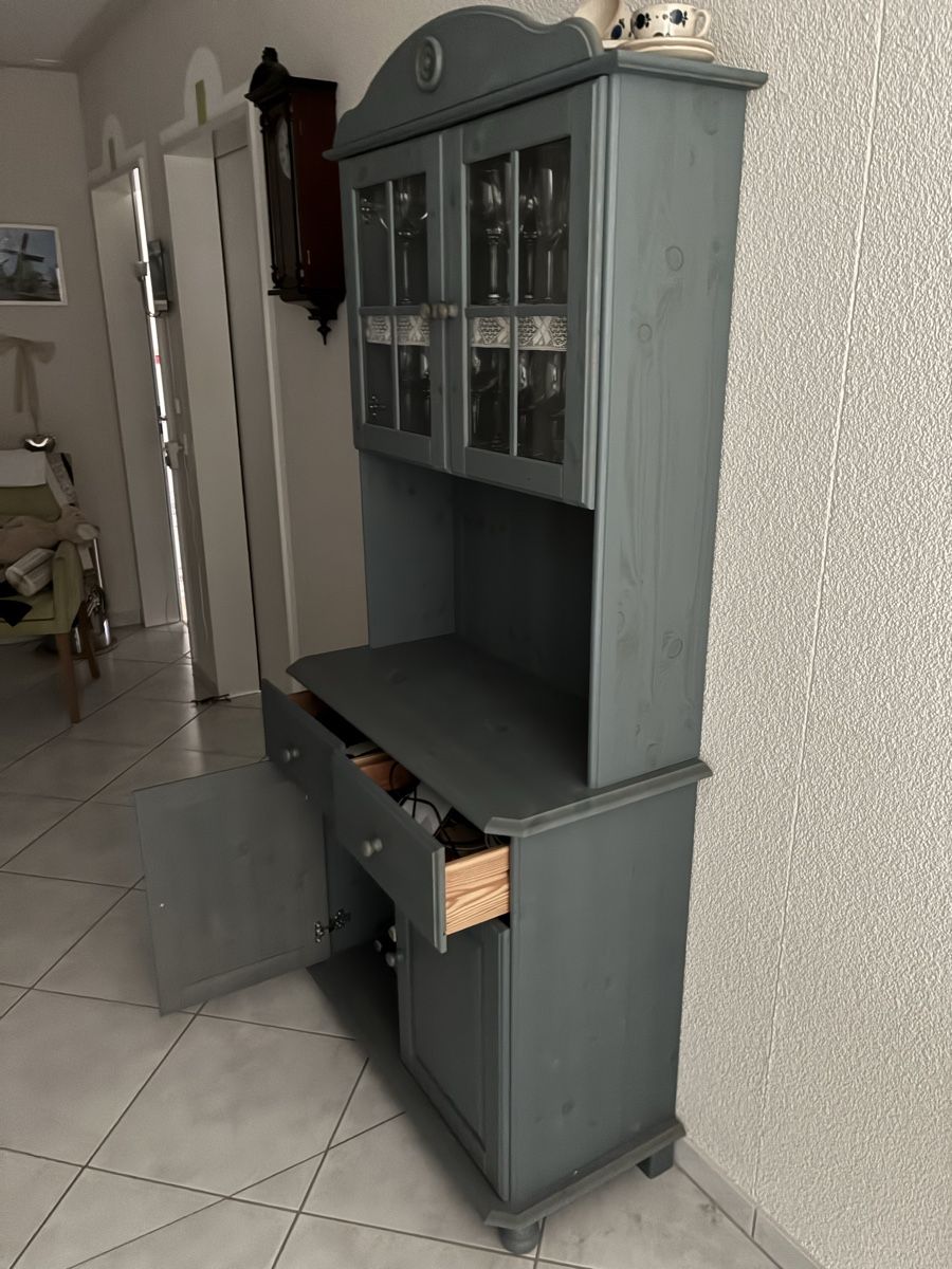 Credenze: Küchenbuffet Geschirrschrank – Usato da Gränichen venduto da SabineZ01 4