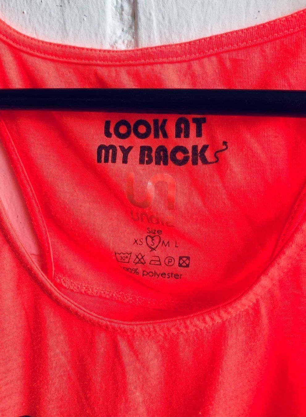 Top: Neon Orange-Pinkes Top mit Print – Usato da Bern venduto da Fraeuleinhonig 1