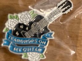 Taylor Swift Pin Anstecker Pop Punk Metal Rock Band