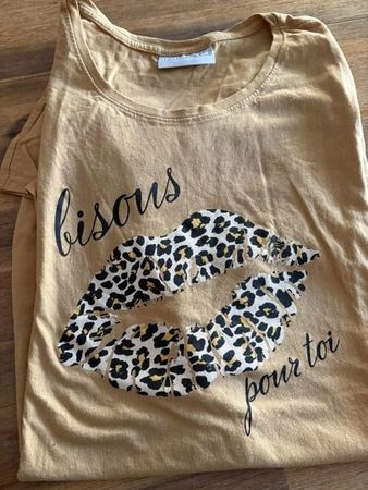 Sommer T-Shirt von Janina, Grösse L, beige mit Print