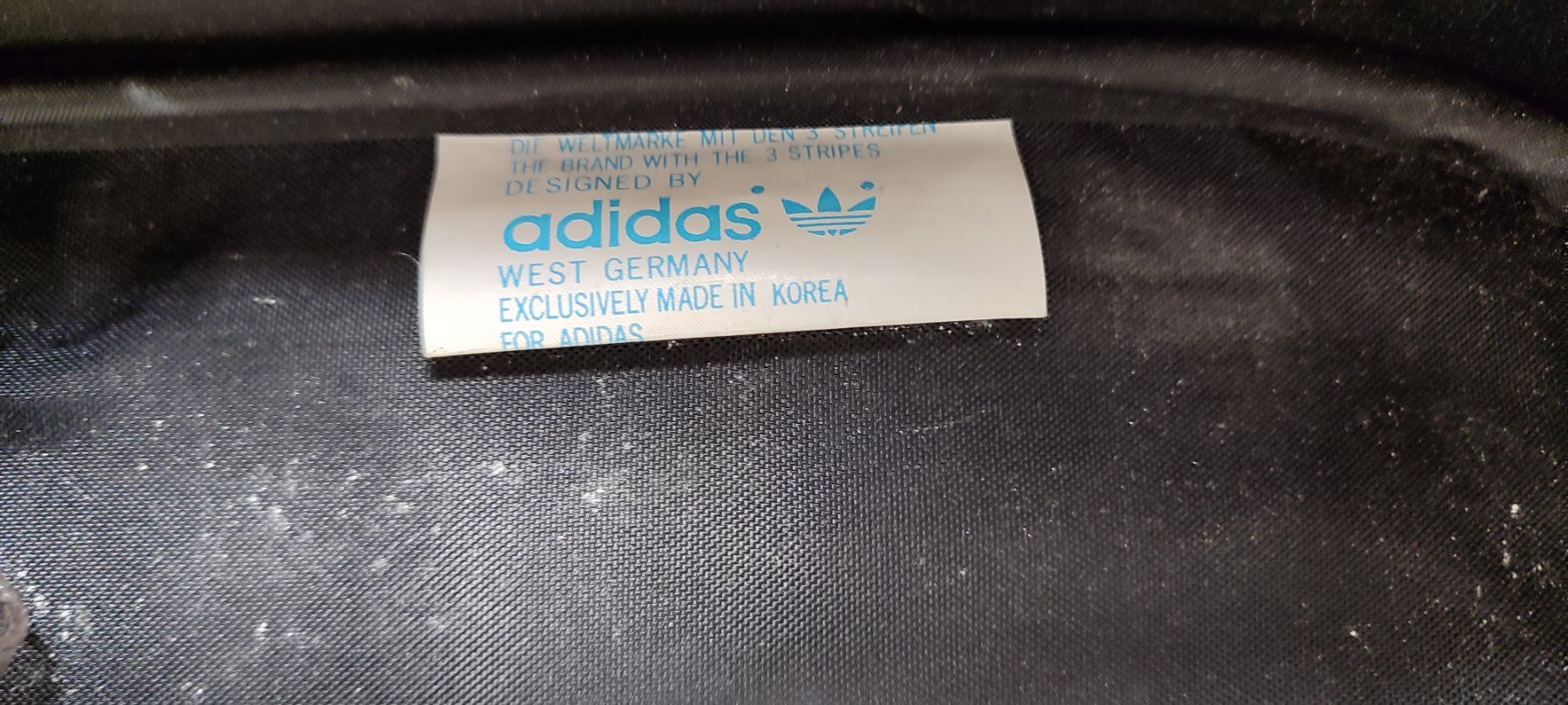 Adidas Borse: Wunderschöne alte grosse ADIDAS Tasche – Usato da Gelterkinden venduto da MYSTOREFORYOU4460 9