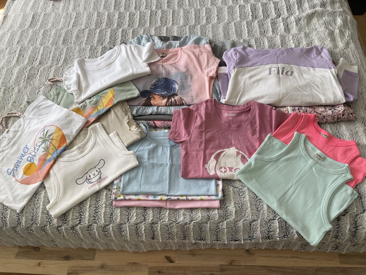 Lotti & Set di vestiti: Kleiderpaket für Mädchen 1. – Usato da Rothenburg venduto da keny79z5 9