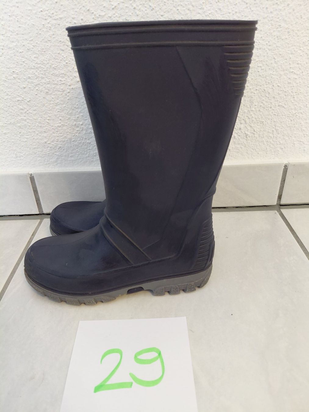 Scarpe per ragazzi: Gummistiefel, dunkelblau, Grösse 29 – Usato da Schwyz venduto da Gilmour83
