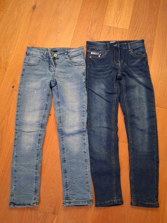 2 gefütterte Jeans  Grösse 140 