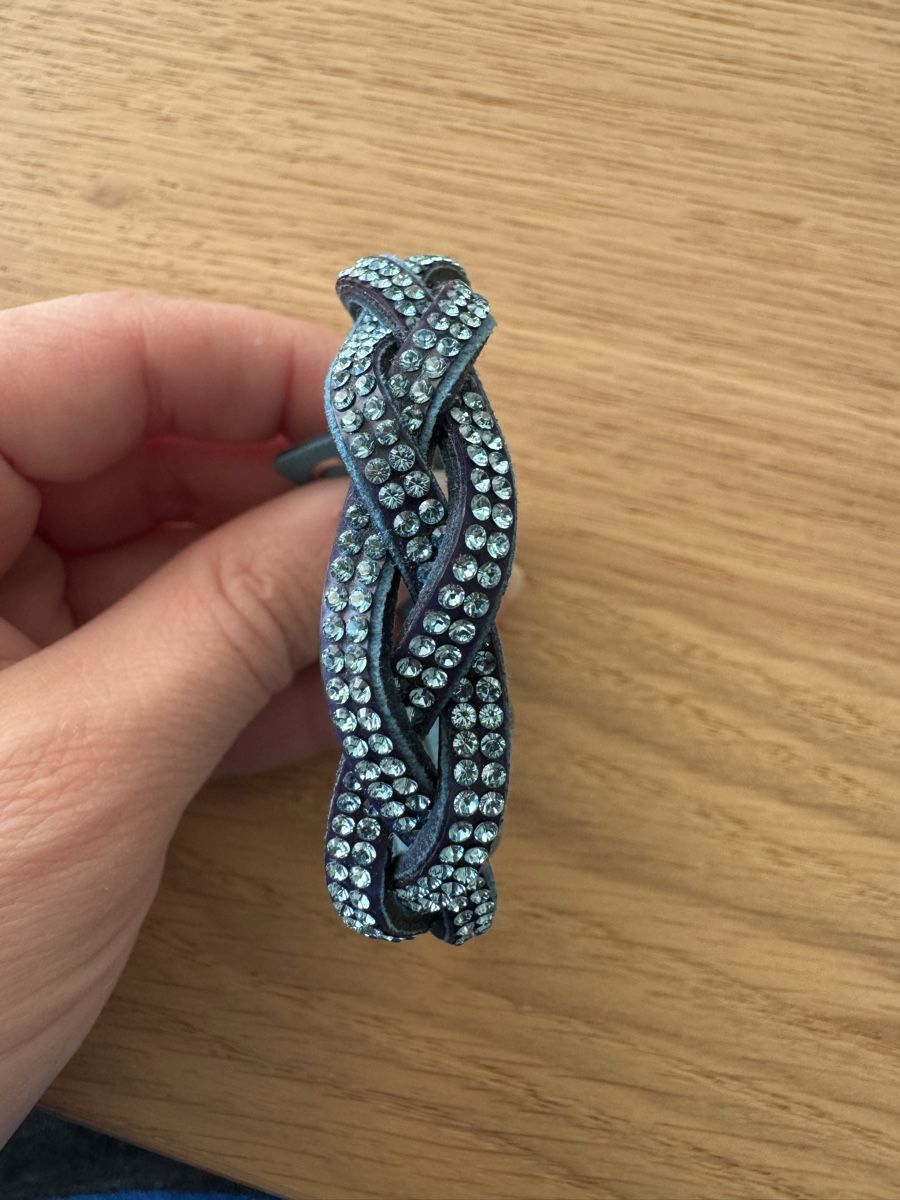 Swarovski Armbänder & -reifen: Armband Swarovski blau mit Steinen – Gebraucht aus Uznach von Martina191185