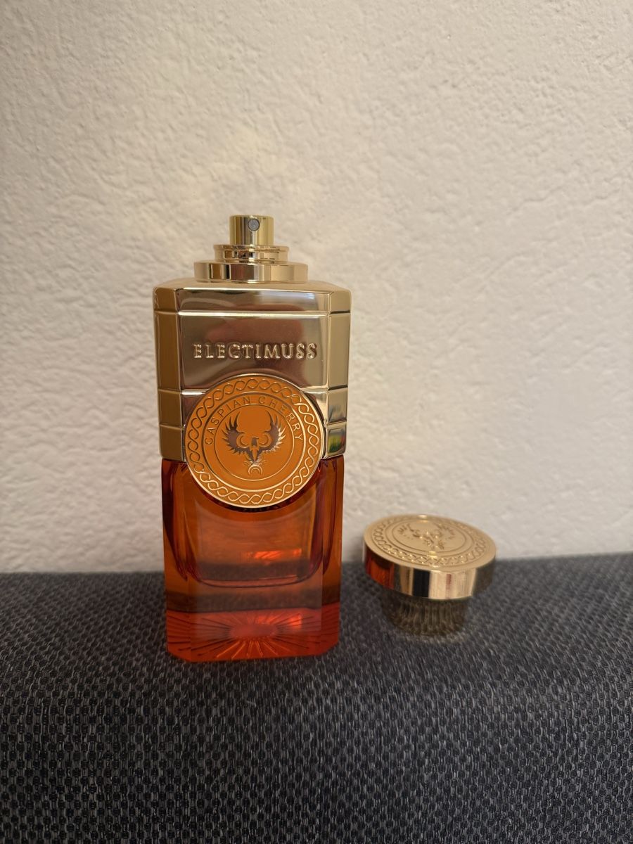 Profumi & Eau de Toilette: Electimuss - Caspian Cherry 100mL – Usato da Cazis venduto da bit_j5xs 1
