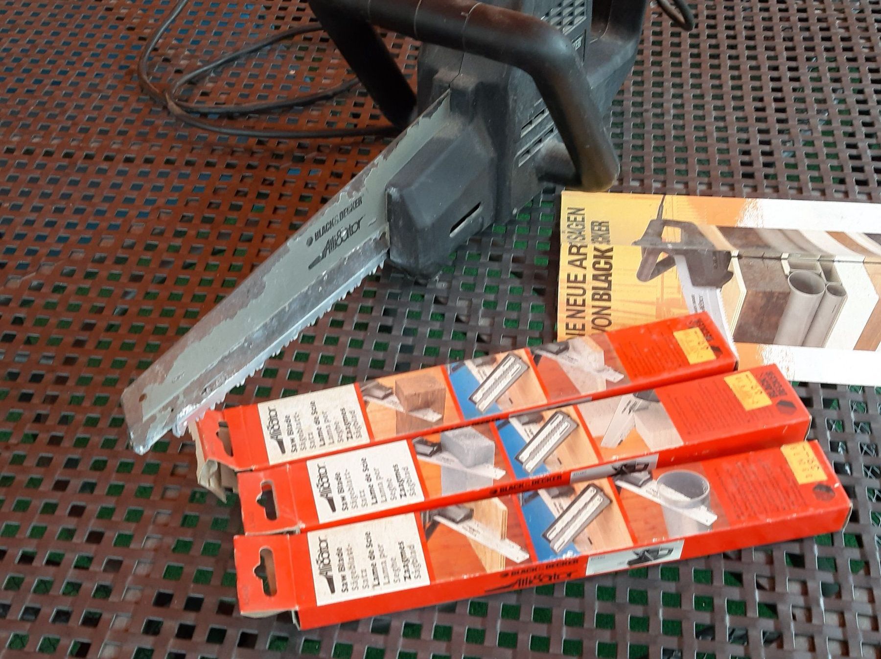 Scies: Black & Decker Elektrosäge – D'occasion à Schlatt TG par Lumpel 4