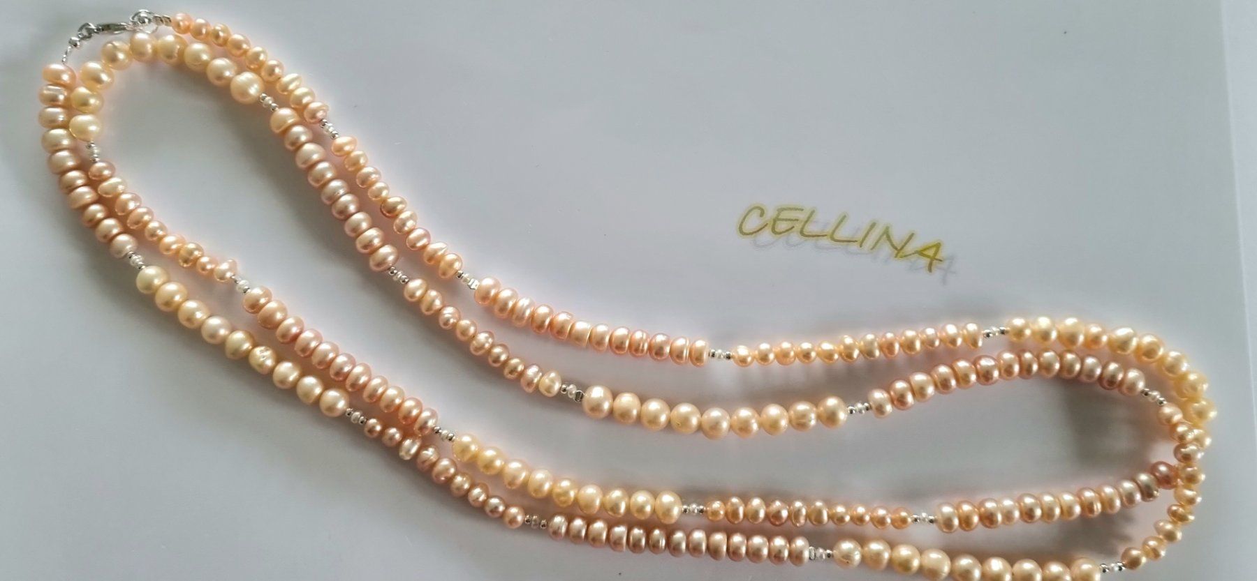 Catenine: lange pinkfarbene Perlenhalskette 5 – Nuovo e nell'imballaggio originale da Luzern venduto da Cellina1 2