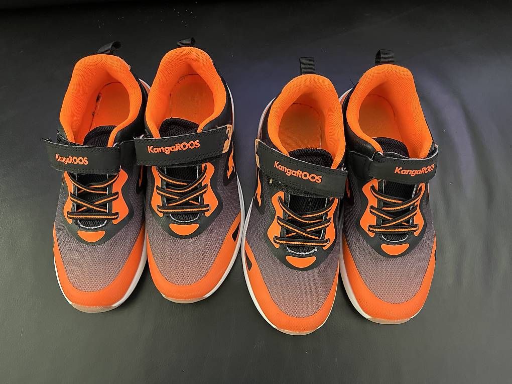 Scarpe da uomo: Hallenschuhe, Turnschuhe 32 – Usato da Arboldswil venduto da iweisdochnid