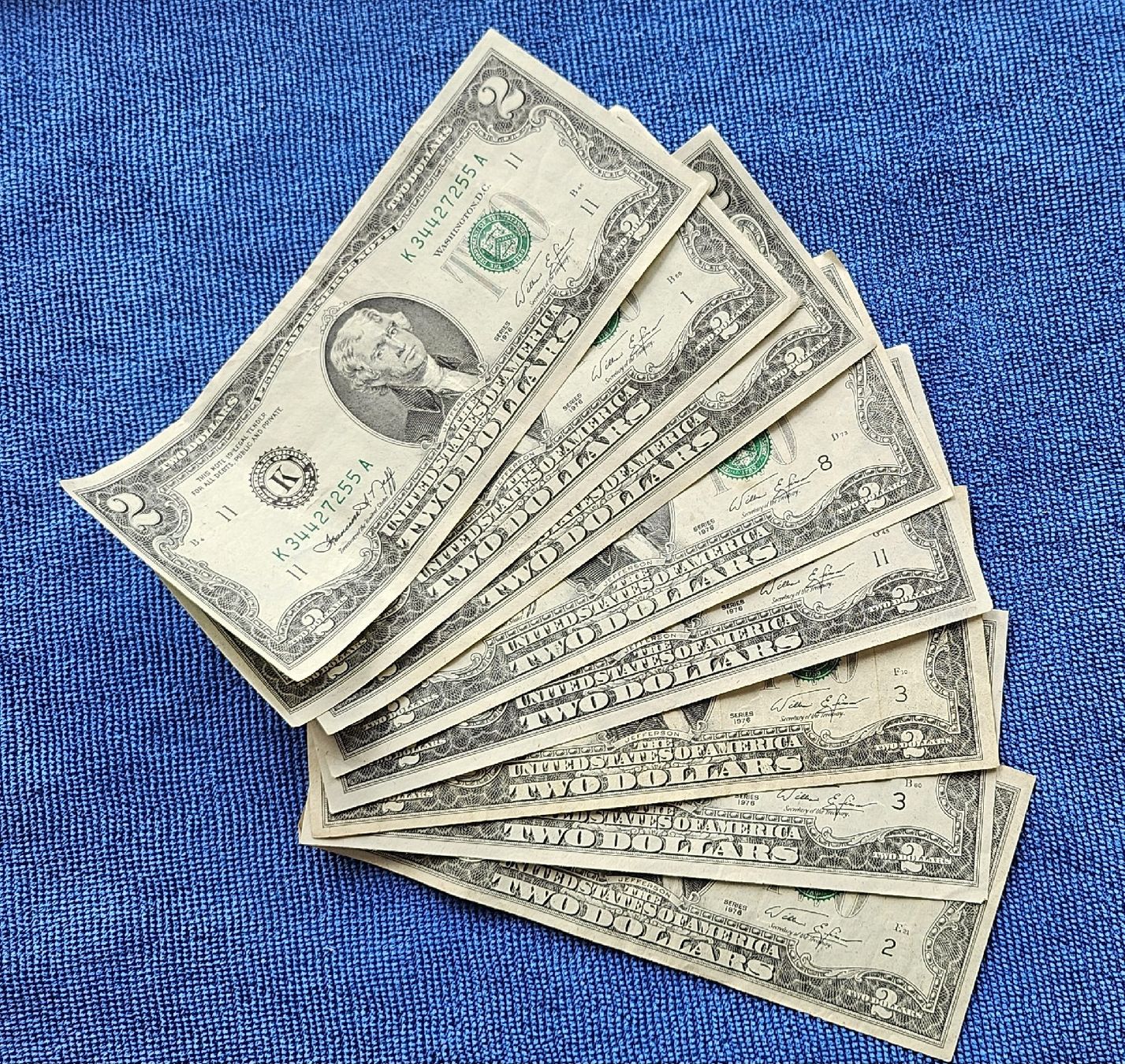 Banconote: Set von acht US $2 Banknoten – Usato da Goldiwil (Thun) venduto da rkweiss