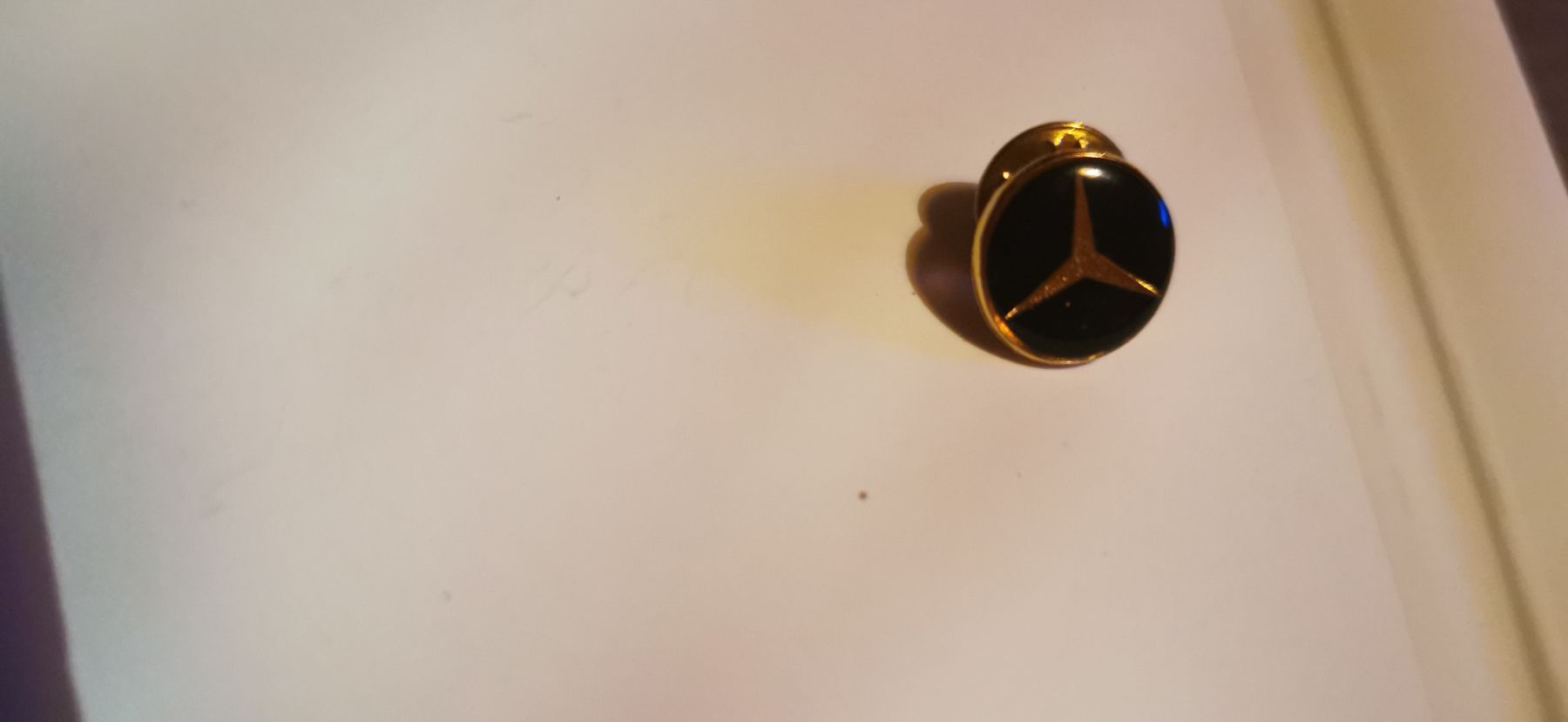 Placchette & Badge: Pin Mercedes  – Usato da Genève venduto da vins50