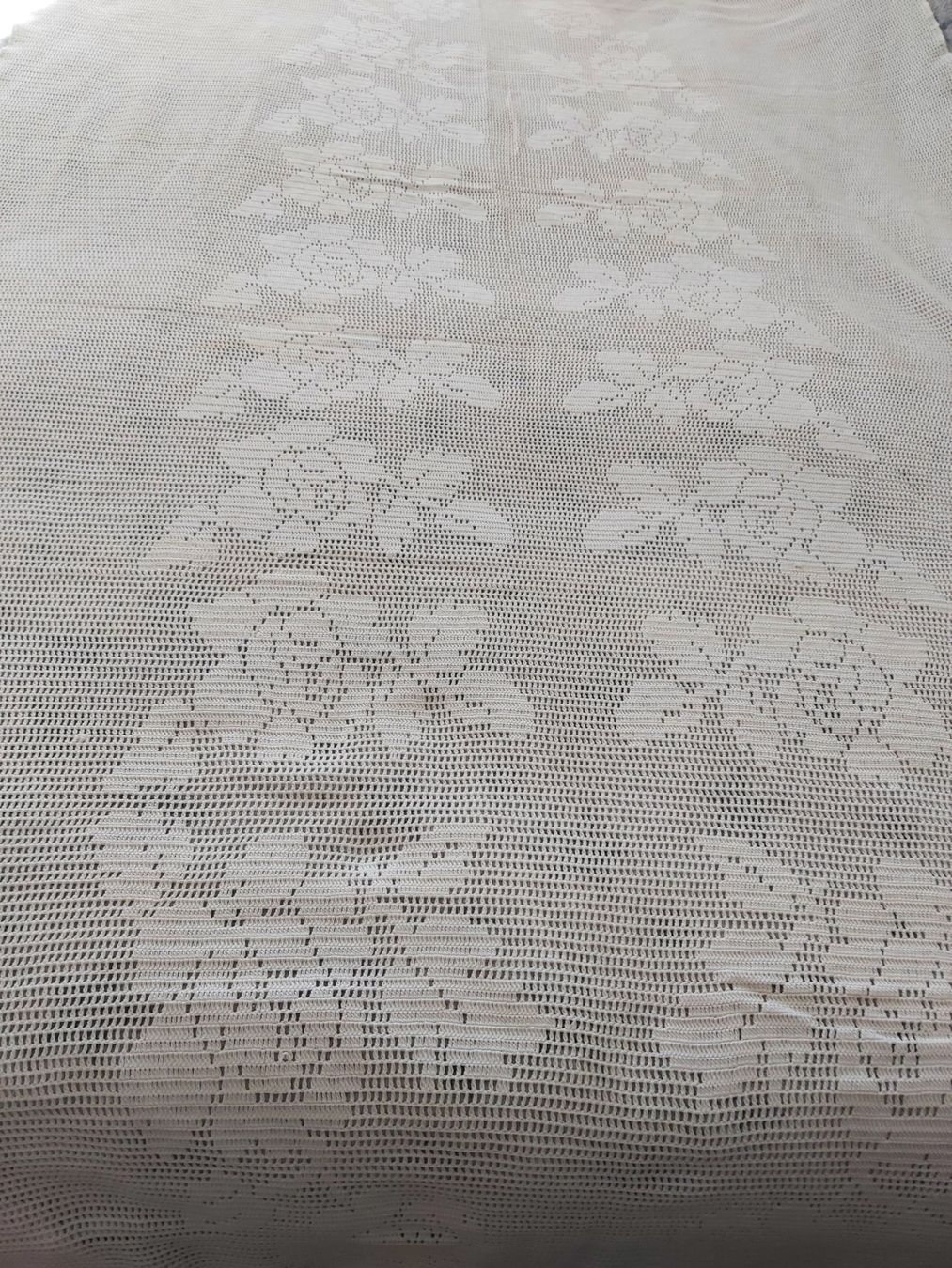 Altra biancheria da tavola: Tischtuch handgehäkelt 262 x 132 cm – Usato da Bern venduto da aronari 1