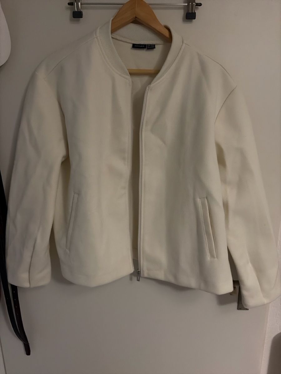 Jacken: Weisse Jacke – Neu (gemäss Beschreibung) aus Olten von edo_79j7