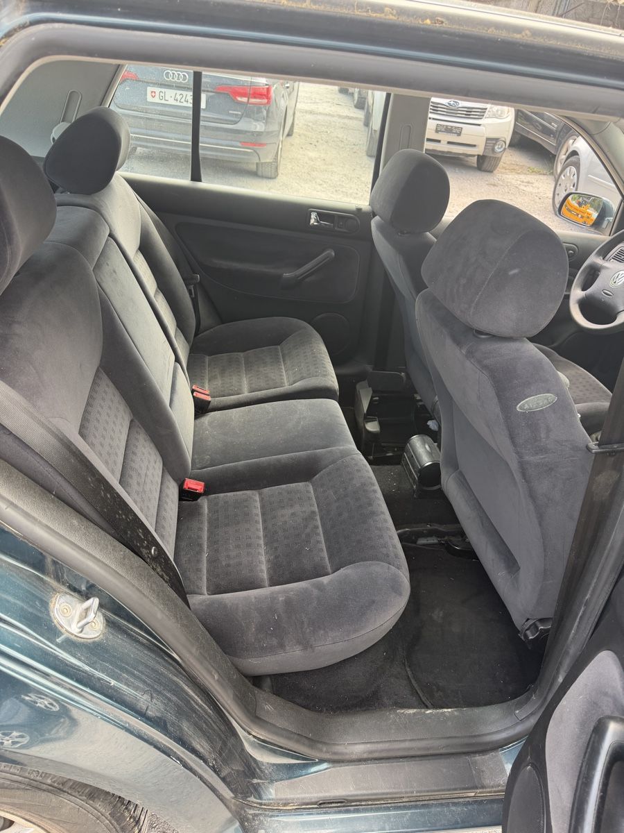 VW Automobili: VW Golf IV 2.0 4XMotion – Usato da Mollis venduto da BSL10 7