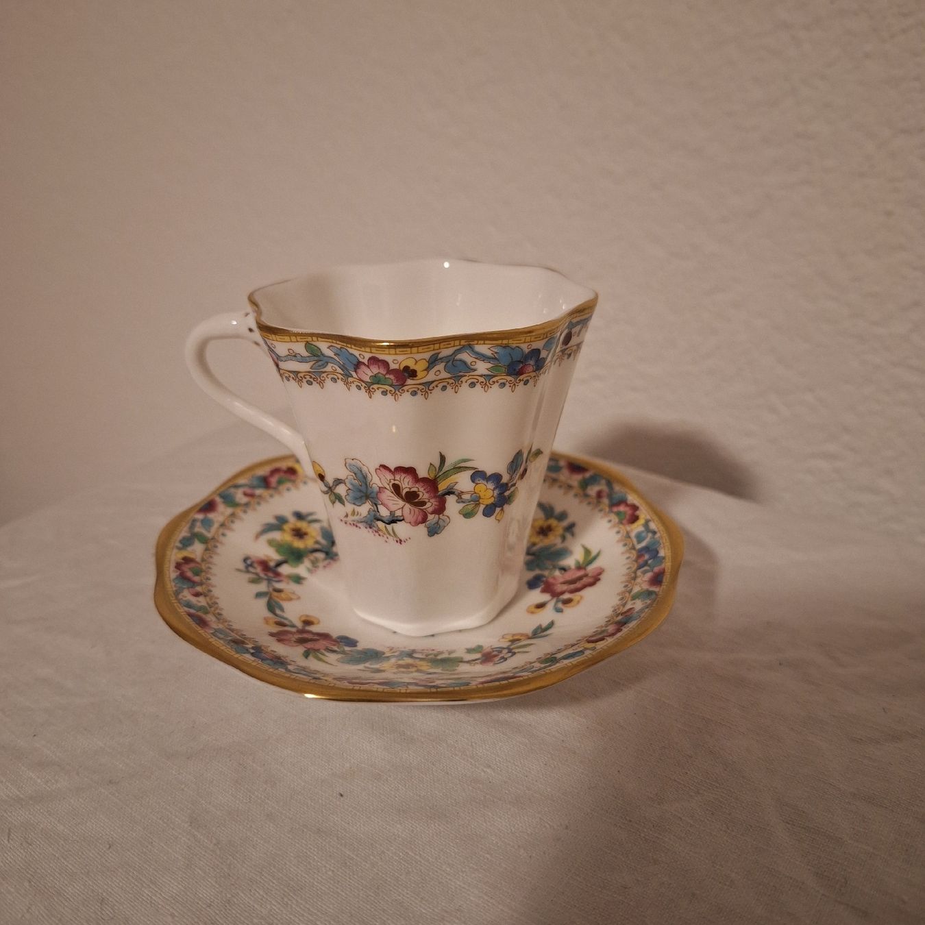 Tazze: Versand möglich. Coalport Tasse  – Usato da Winterthur venduto da Goldpipau 2
