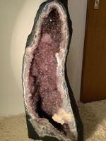 Riesen Amethyst Druse Geode -  beeindruckend schön 92 Kg