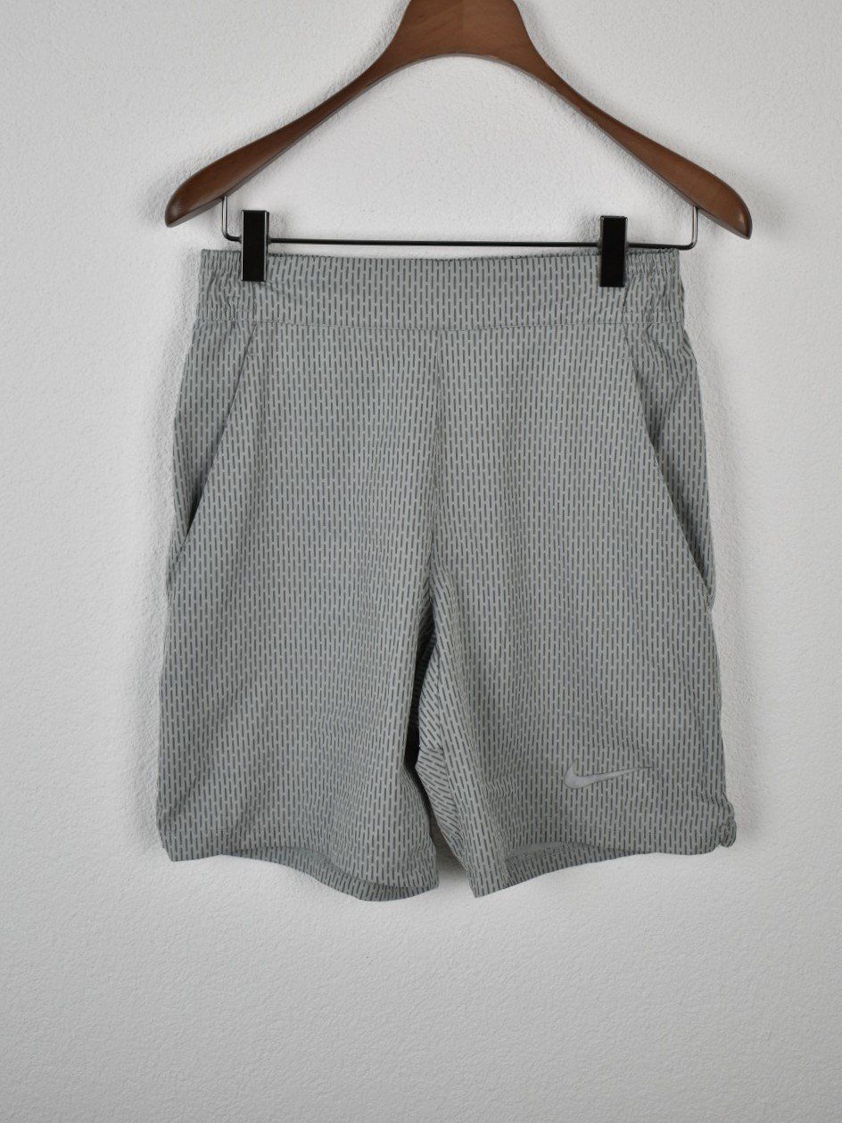 Nike Pantaloni: Nike Shorts Gr.XS – Usato da Nürensdorf venduto da 2ND_STORY