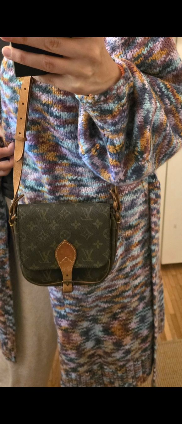 Louis Vuitton Borse da donna: Louis Vuitton Cartouchiere PM Monogram Canvas gebraucht – Usato da St. Gallen venduto da heartbug 8