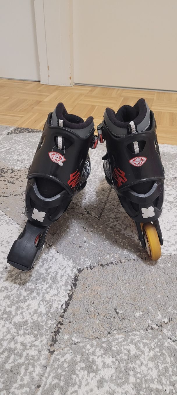 Pattini in linea & Pattini a rotelle: Roller Bladerunner Phaser XR taille 36,5-40,50 – Usato da Vevey venduto da obi_n8zc 3