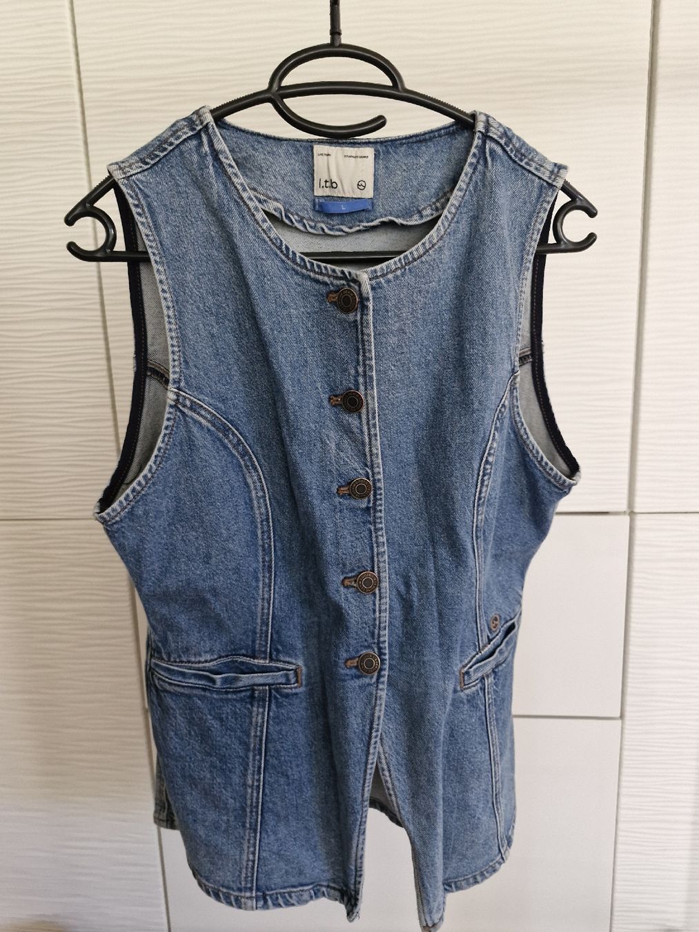 Gilet & Giacche senza maniche: Coole Jeansweste von LTB, Grösse L – Nuovo e nell'imballaggio originale da Dällikon venduto da VanBat