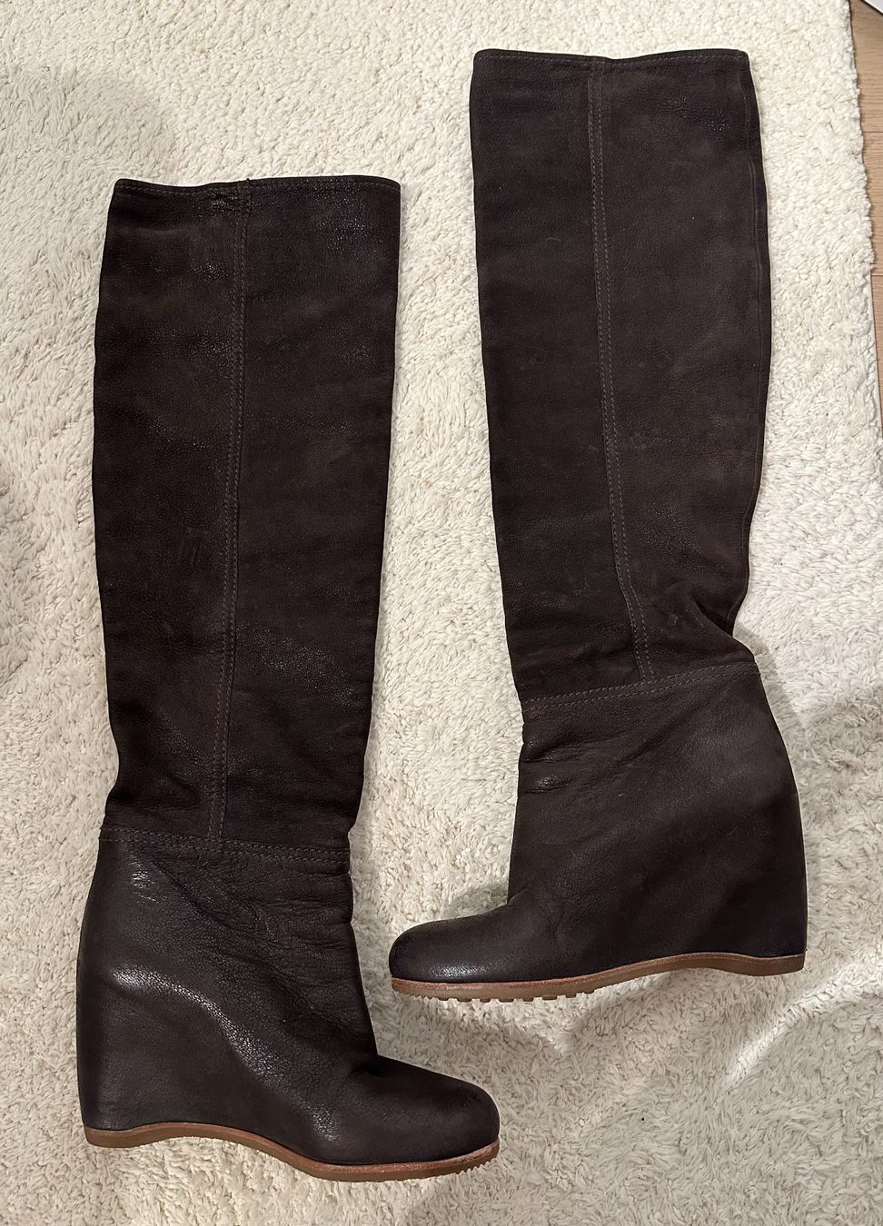 Scarpe da donna: CarShoe boots – Usato da Dallenwil venduto da ZD2019