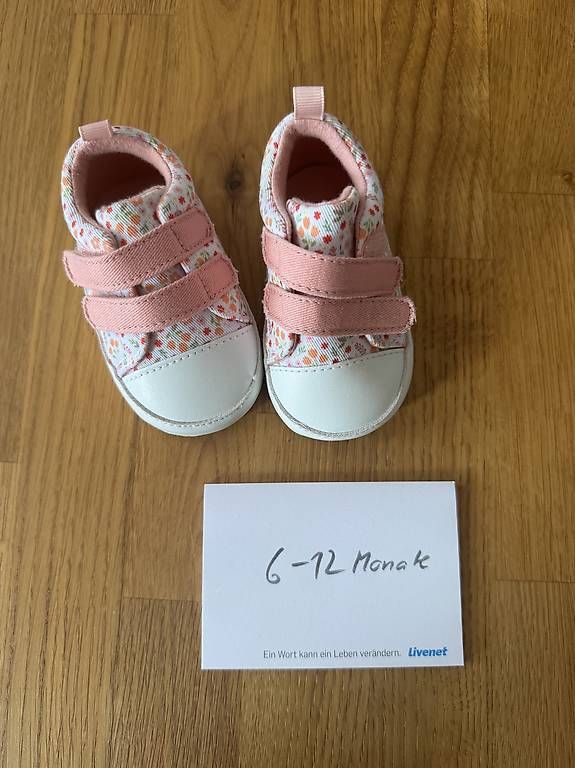 Scarpe per ragazzi: Diverse Kleinkinderschuhe – Usato da Biel/Bienne venduto da Mia2025 1