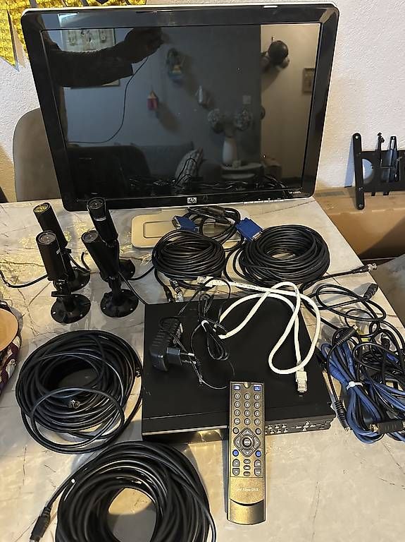 Videocamere: Video surveillance – Usato da Lausanne venduto da inf_vlh8