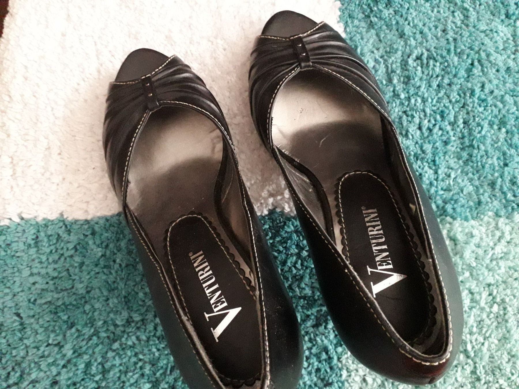 Scarpe da donna: Schwarzer, eleganter Pump's Gr.37/38 – Usato da Niedergösgen venduto da Happy-7 3