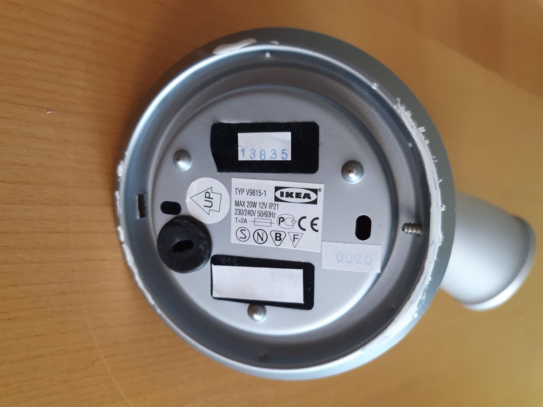 Lampade: IKEA Wandlampe Silber mit Wippschalter – Usato da Sempach Station venduto da SwissRolli 3