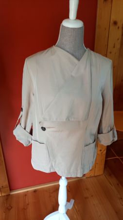 Blazer Damen Grösse 42 beige von SCOOTER guter Zustand