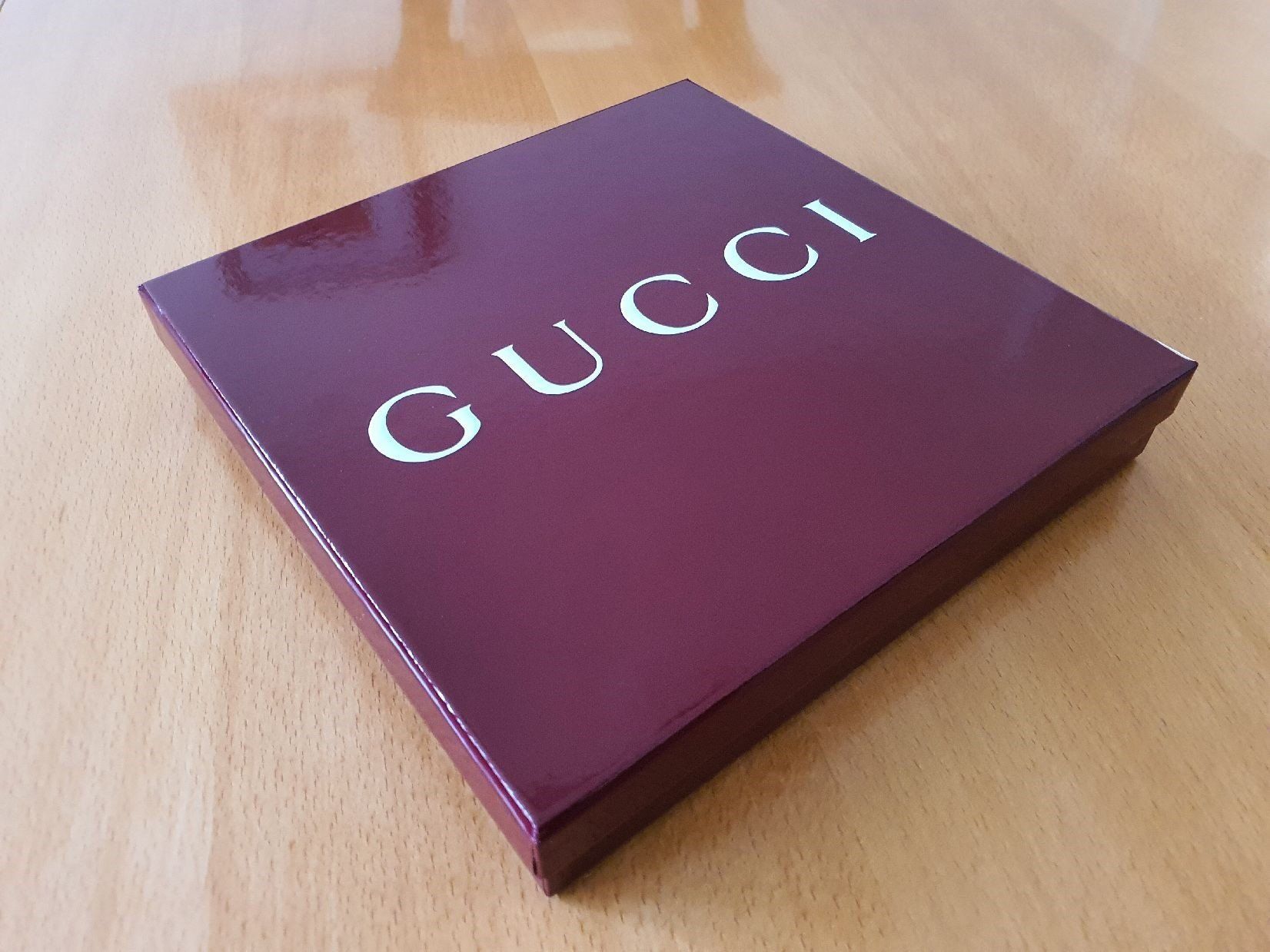 Altro in Decorazioni & Accessori: GUCCI Schachtel - Karton – Usato da Rheinfelden venduto da Astoria91